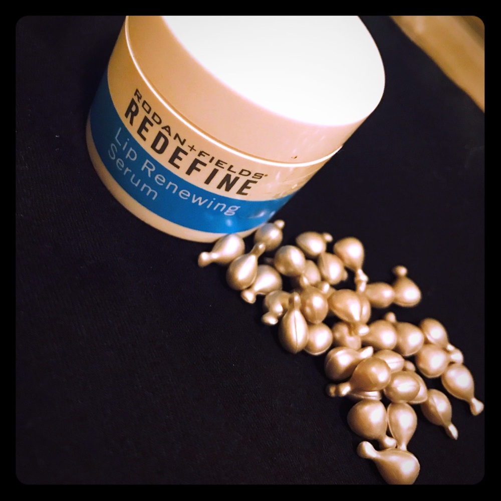 Rodan + Fields Lip Renewing Serum 35capsules